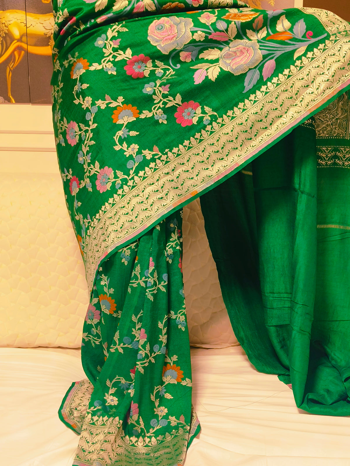 Emerald Green Pure Tussar Georgette Handloom Banarasi Saree with Multi-Meenakari Floral Jaal & Gold Zari Border | TANTVA