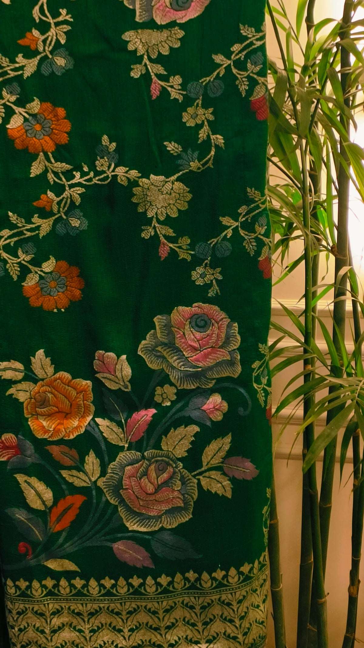Emerald Green Pure Tussar Georgette Handloom Banarasi Saree with Multi-Meenakari Floral Jaal & Gold Zari Border | TANTVA