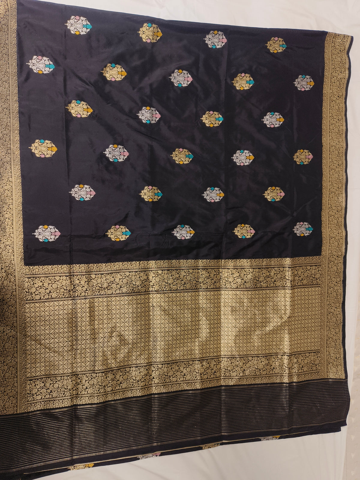 Exquisite Handwoven Pure Katan Silk Banarasi Saree in Black