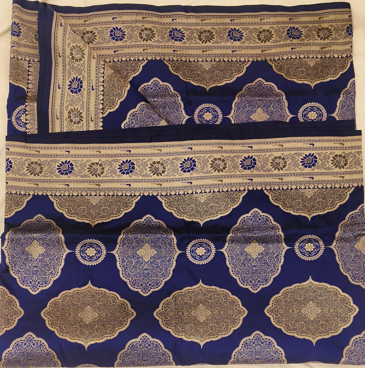 TANTVA Royal Indigo Pure Katan Silk Handloom Banarasi Saree with Large Scalloped Zari Jangla and Meenakari Border